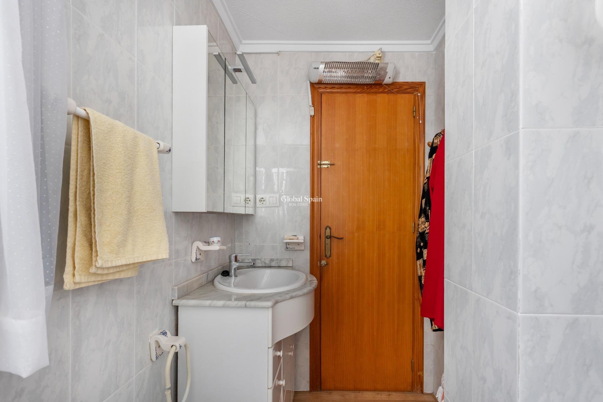 Wiederverkauf - PENTHOUSE -
TORREVIEJA - Playa del cura