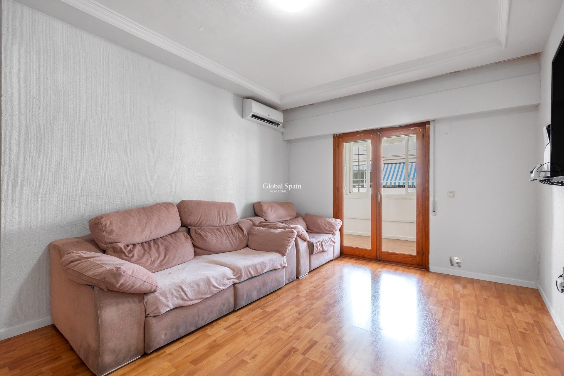 Wiederverkauf - PENTHOUSE -
TORREVIEJA - Playa del cura