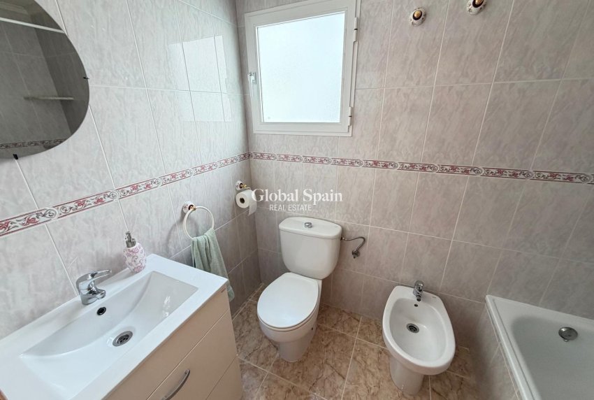 Wiederverkauf - PENTHOUSE -
TORREVIEJA - Playa del Cura