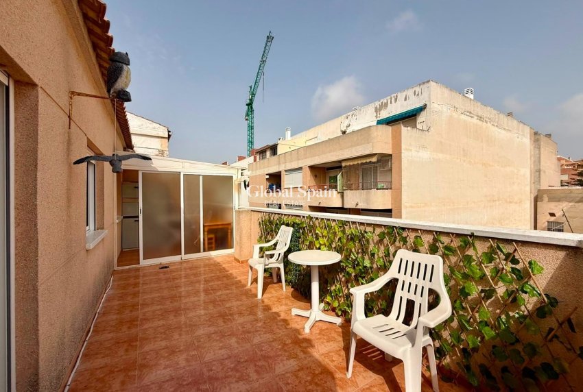 Wiederverkauf - PENTHOUSE -
TORREVIEJA - Playa del Cura