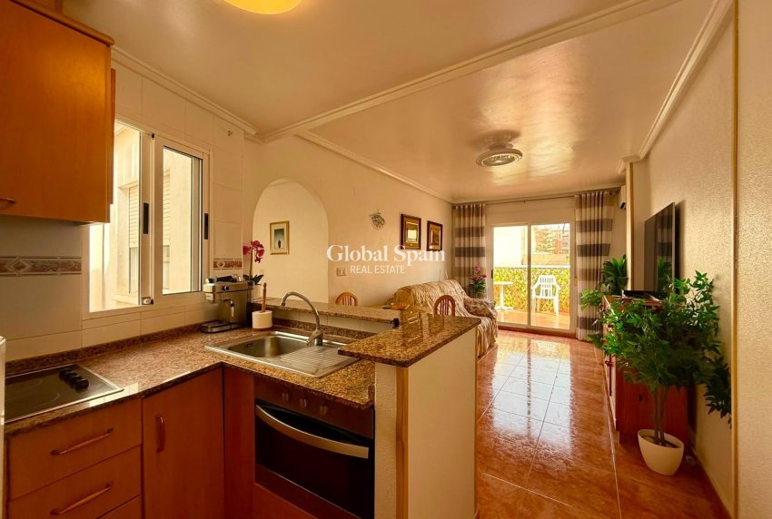 Wiederverkauf - PENTHOUSE -
TORREVIEJA - Playa del Cura