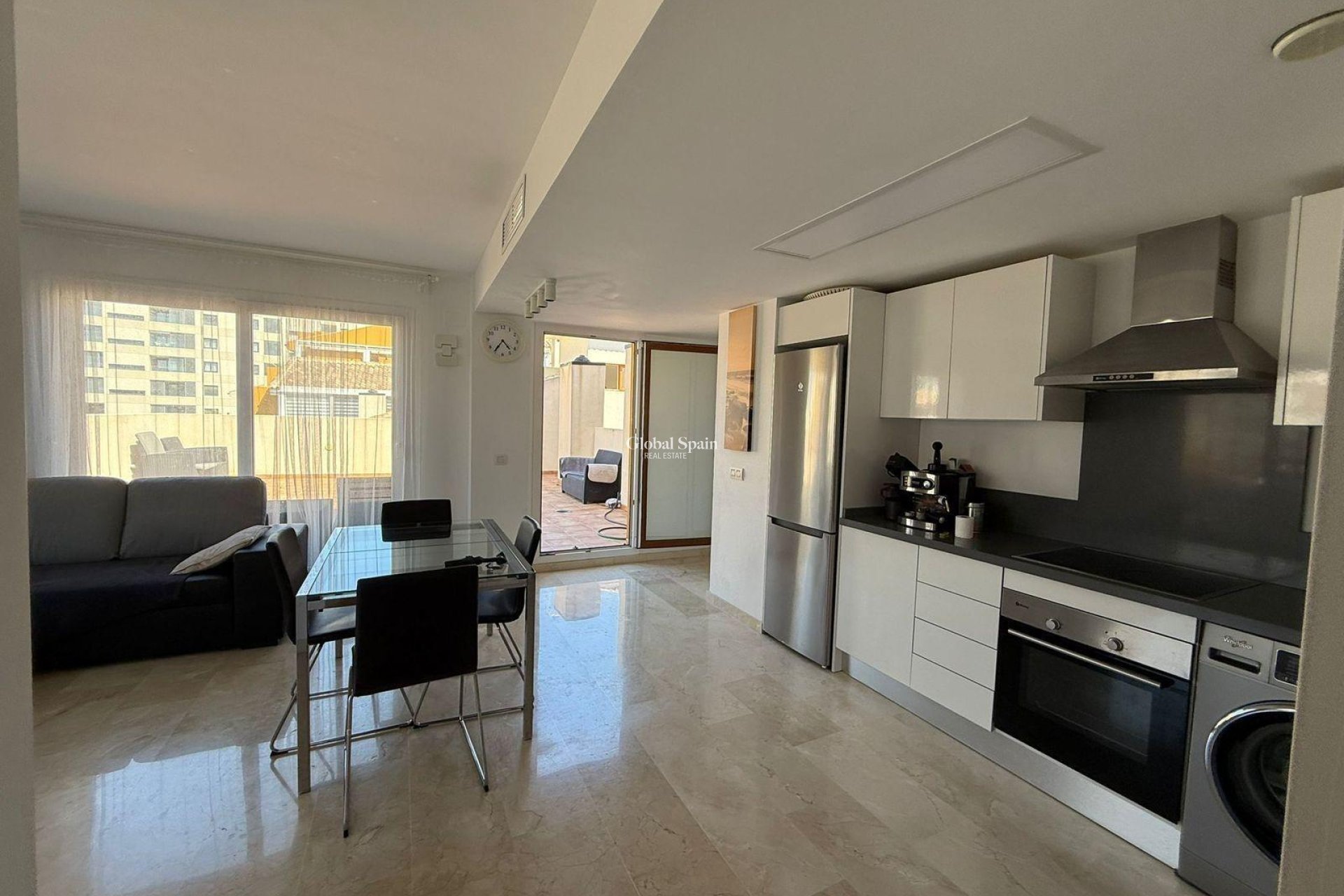 Wiederverkauf - PENTHOUSE -
TORREVIEJA - Punta Prima