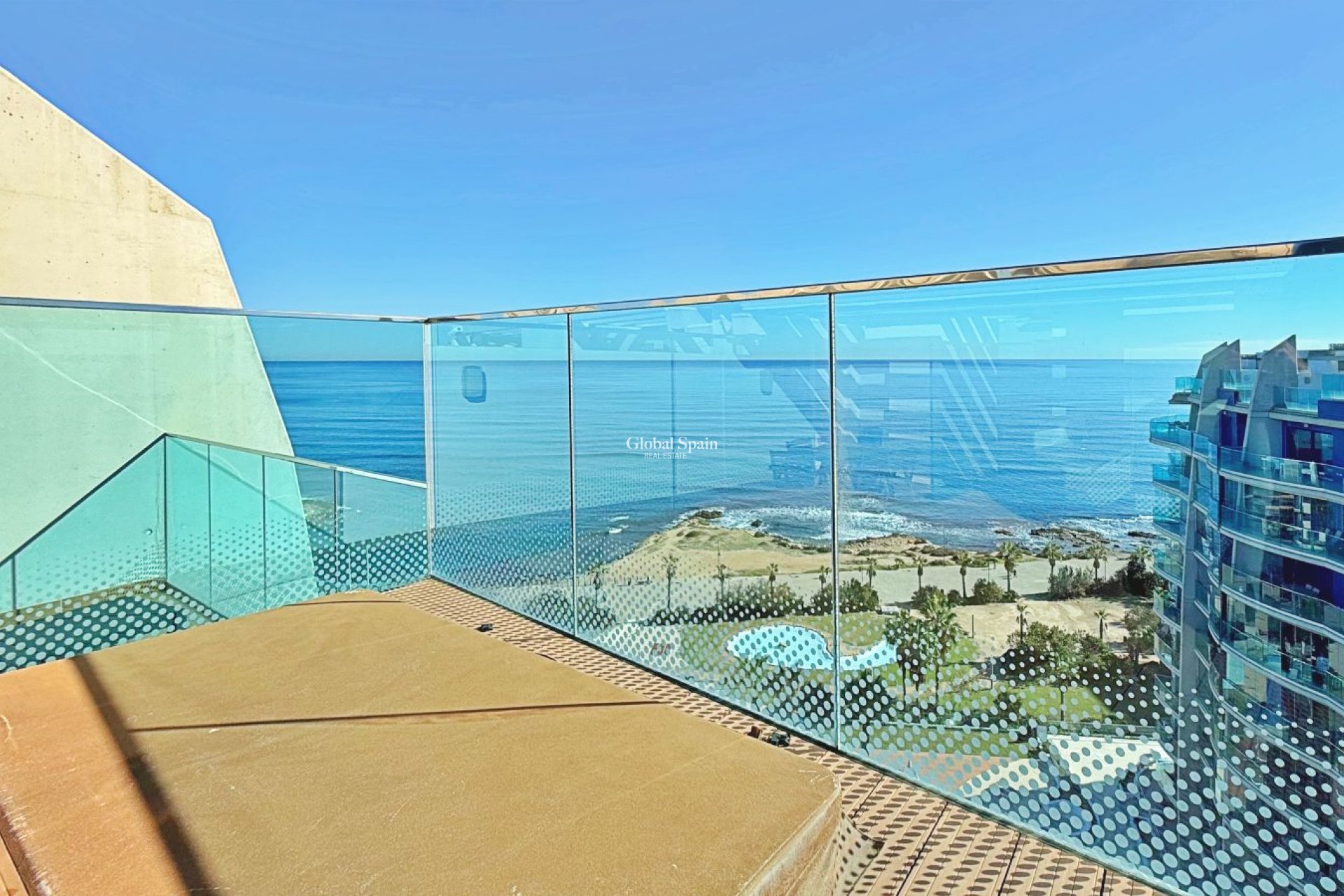 Wiederverkauf - PENTHOUSE -
TORREVIEJA - Punta Prima