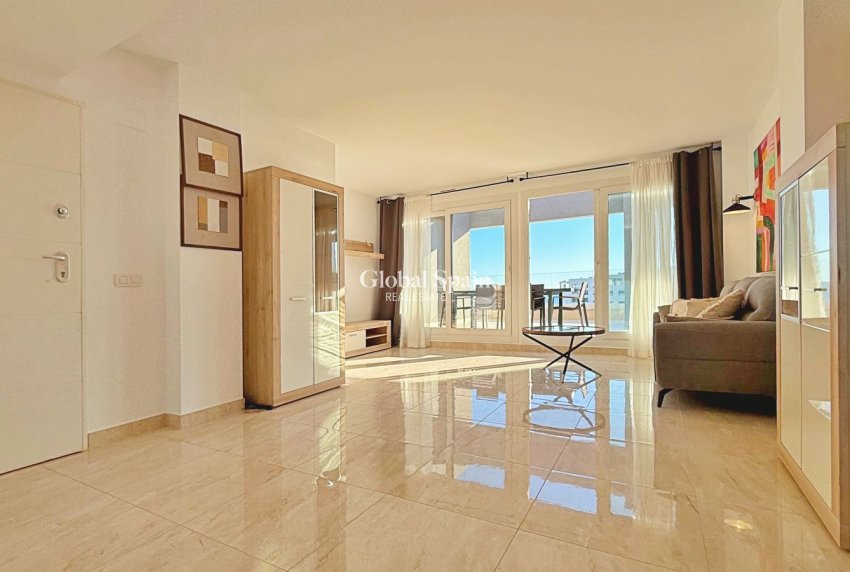 Wiederverkauf - PENTHOUSE -
TORREVIEJA - Punta Prima
