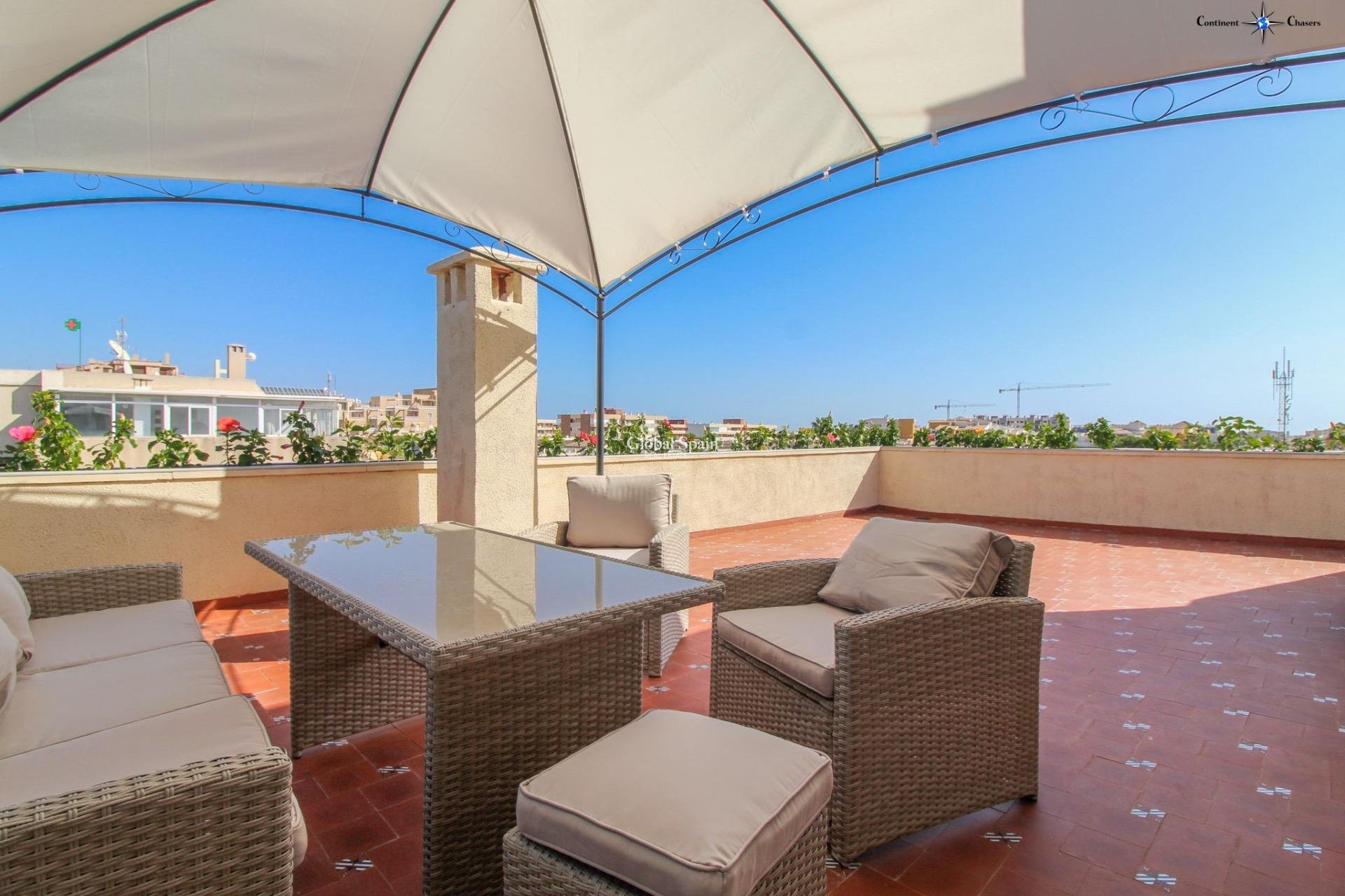 Wiederverkauf - PENTHOUSE -
TORREVIEJA - Punta Prima