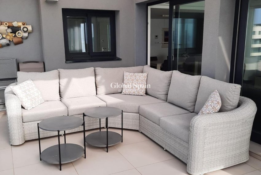 Wiederverkauf - PENTHOUSE -
TORREVIEJA - Punta Prima