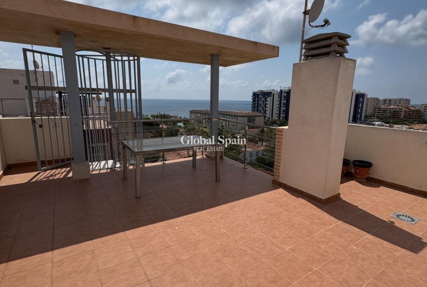 Wiederverkauf - PENTHOUSE -
TORREVIEJA - Punta Prima