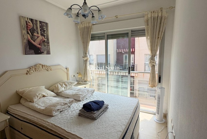 Wiederverkauf - PENTHOUSE -
TORREVIEJA - Punta Prima