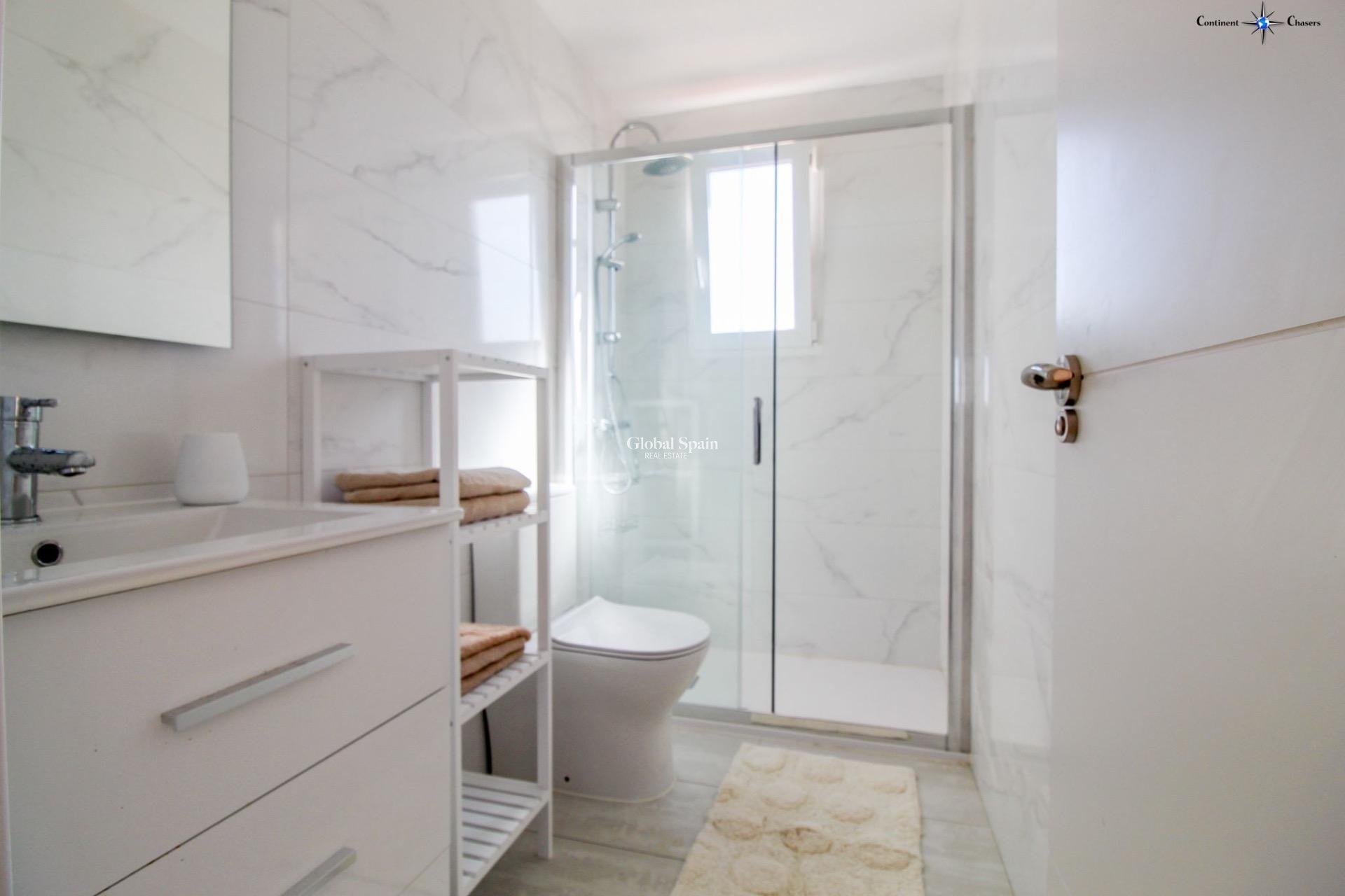 Wiederverkauf - PENTHOUSE -
TORREVIEJA - Punta Prima