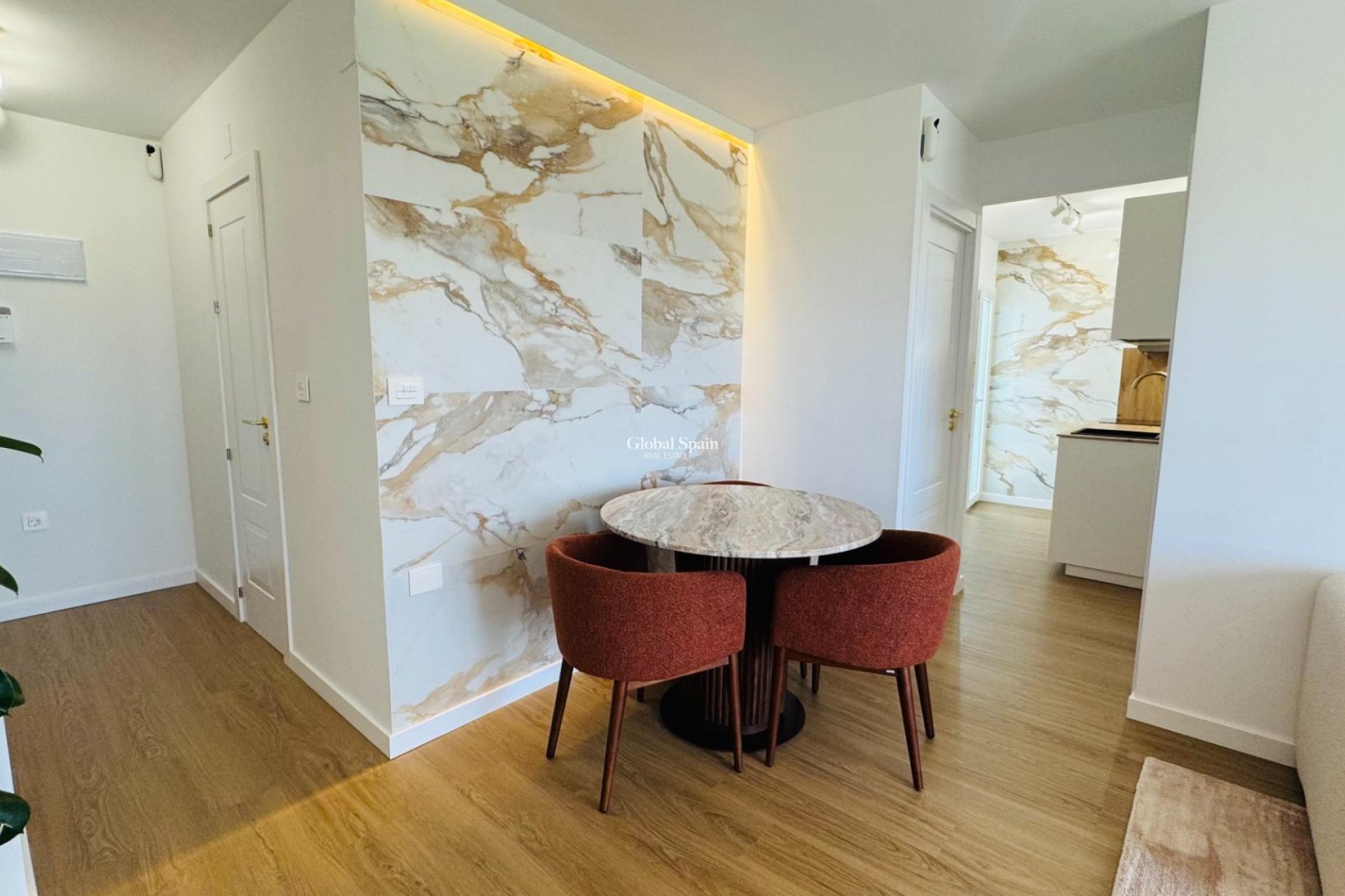 Wiederverkauf - PENTHOUSE -
TORREVIEJA - Punta Prima