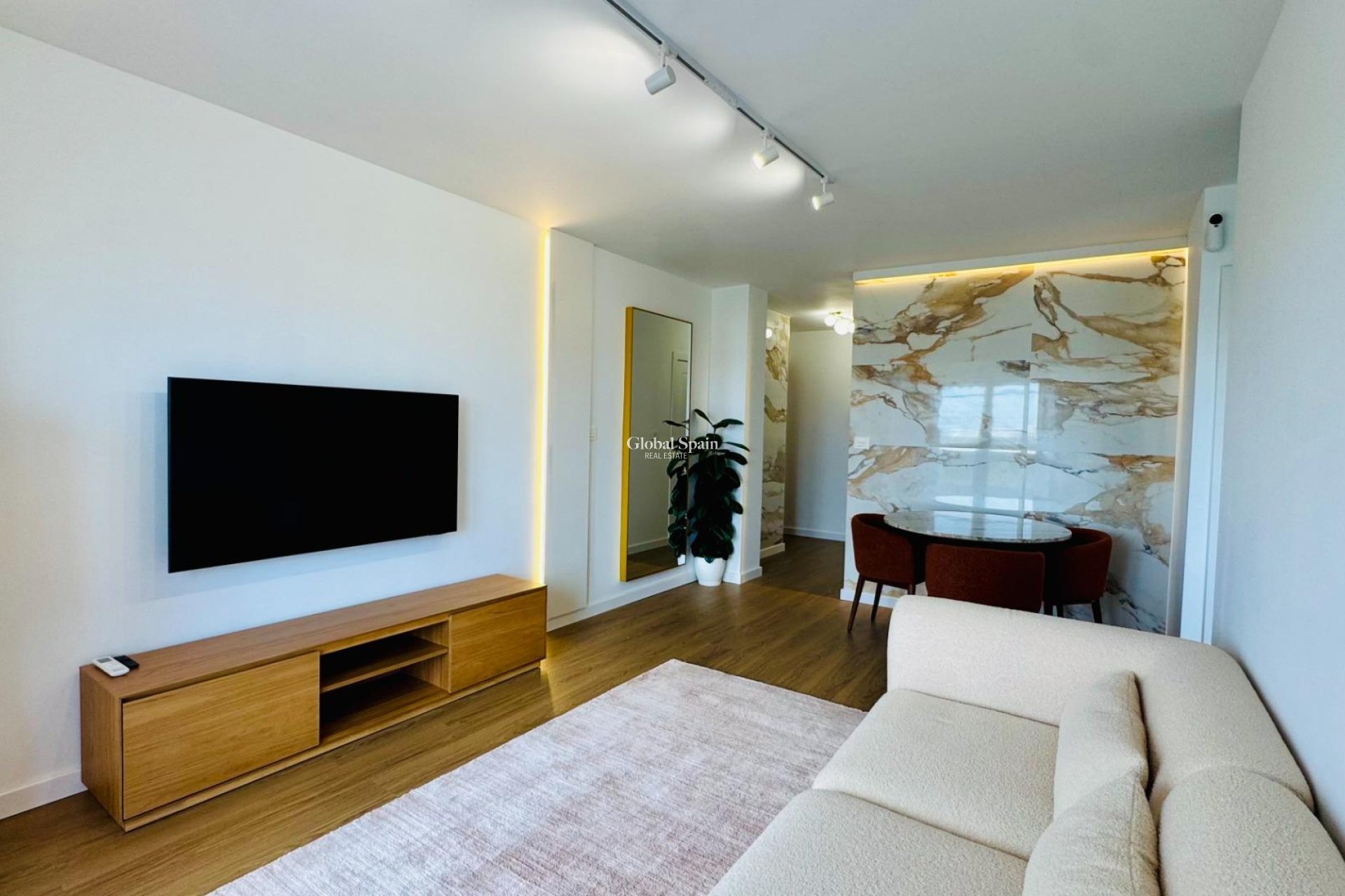Wiederverkauf - PENTHOUSE -
TORREVIEJA - Punta Prima