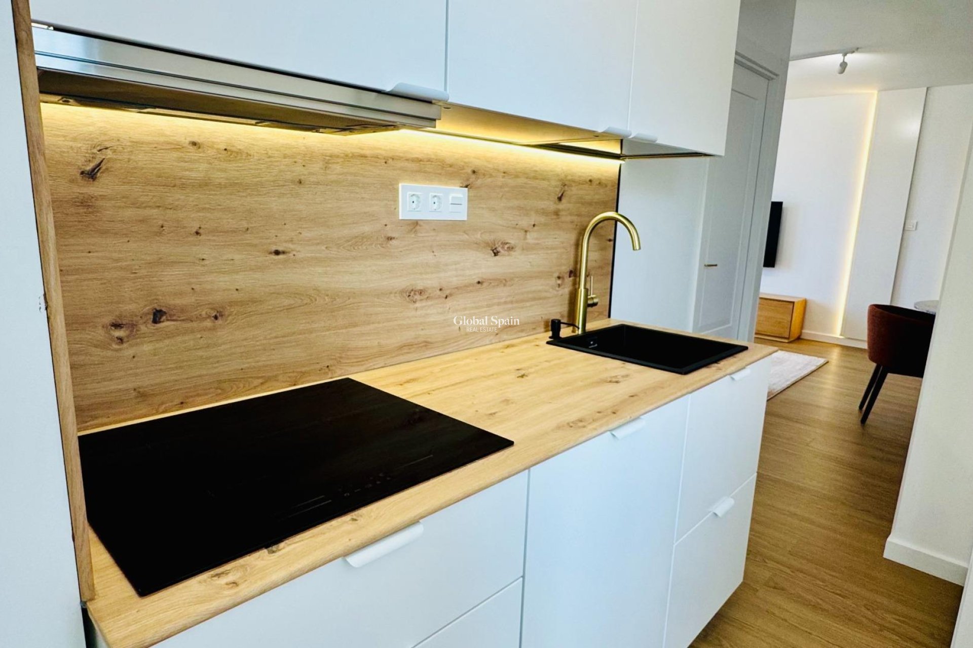 Wiederverkauf - PENTHOUSE -
TORREVIEJA - Punta Prima
