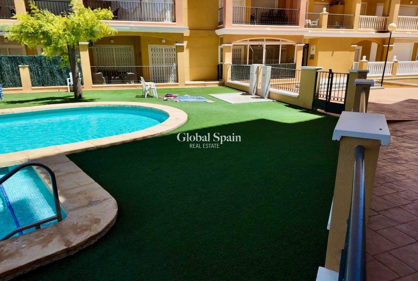 Wiederverkauf - PENTHOUSE -
TORREVIEJA - Torreblanca