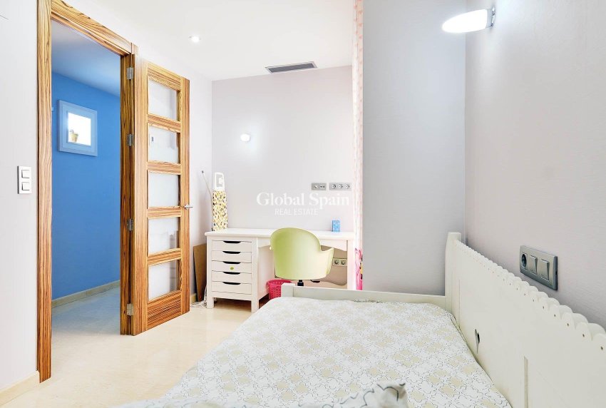 Wiederverkauf - PENTHOUSE -
TORREVIEJA - Torrevieja