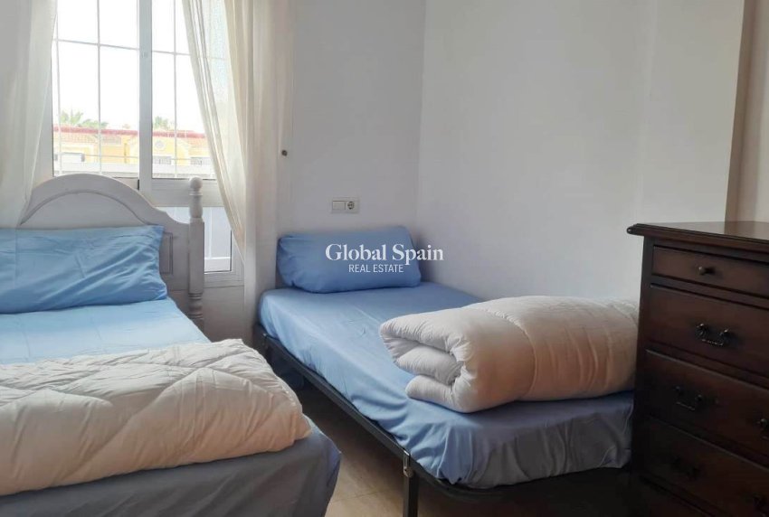 Wiederverkauf - PENTHOUSE -
VILLAMARTÍN - Costa Blanca