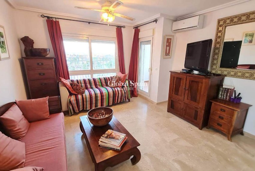 Wiederverkauf - PENTHOUSE -
VILLAMARTÍN - Costa Blanca