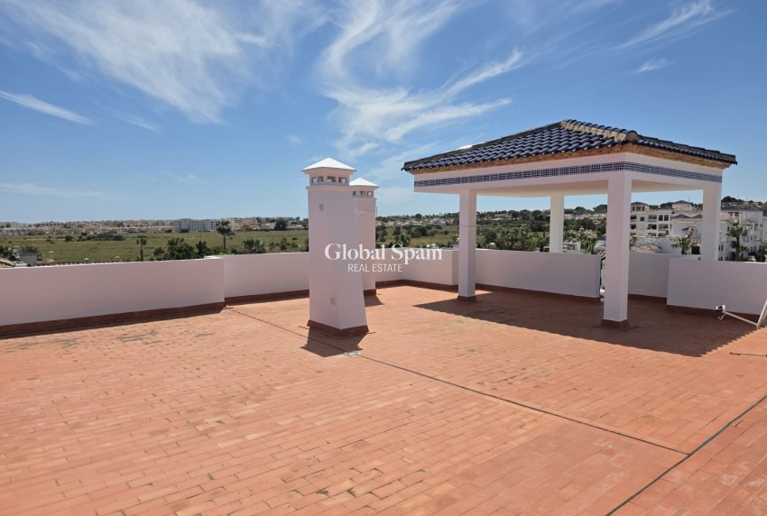 Wiederverkauf - PENTHOUSE -
VILLAMARTÍN - Costa Blanca
