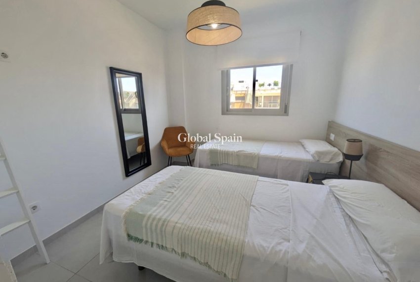 Wiederverkauf - PENTHOUSE -
VILLAMARTÍN - Costa Blanca