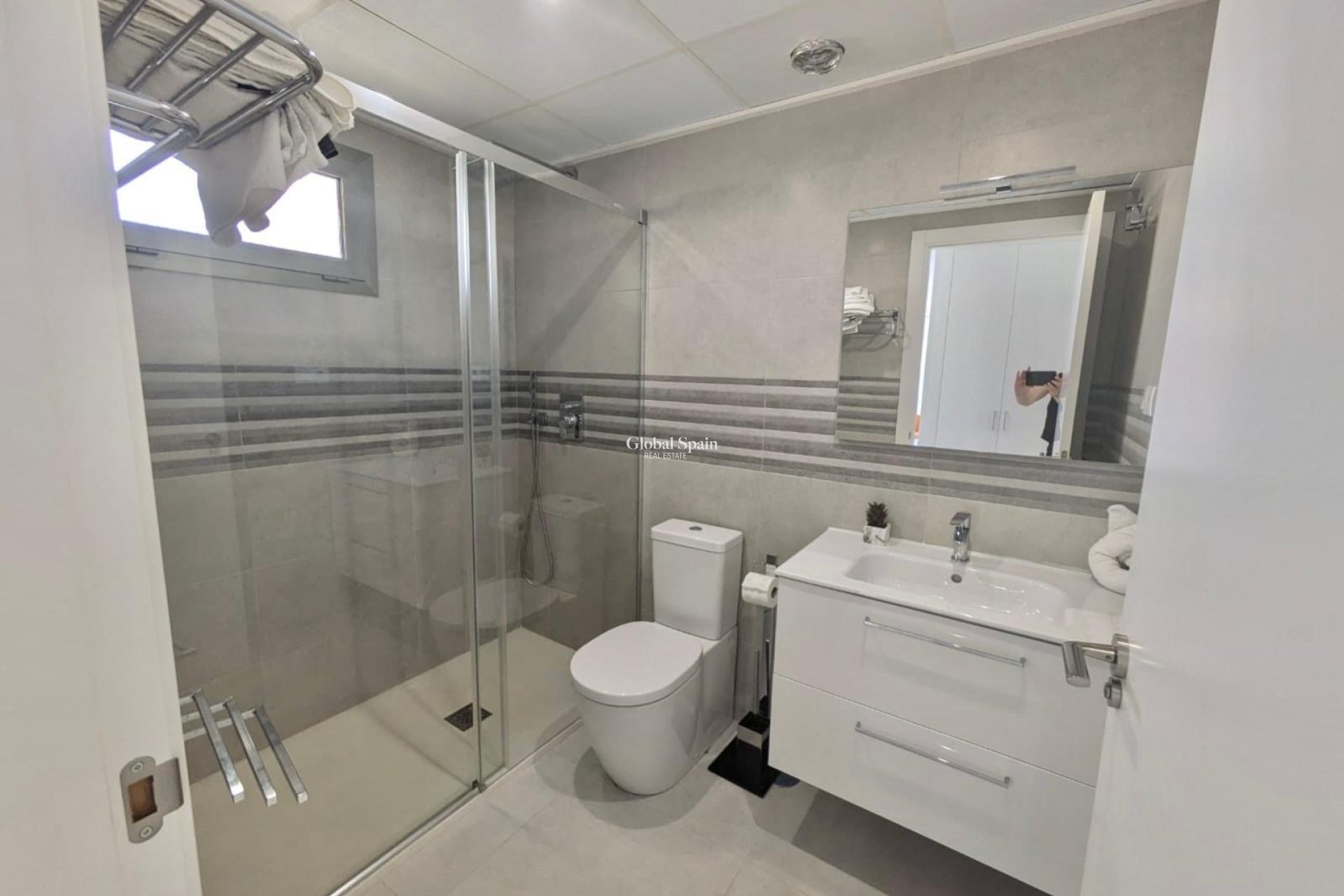 Wiederverkauf - PENTHOUSE -
VILLAMARTÍN - Costa Blanca
