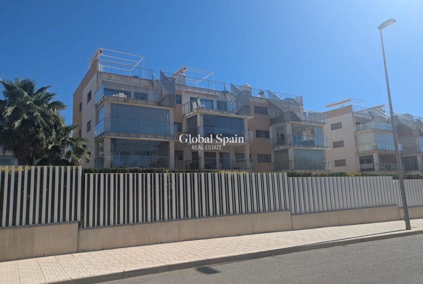 Wiederverkauf - PENTHOUSE -
VILLAMARTÍN - Costa Blanca