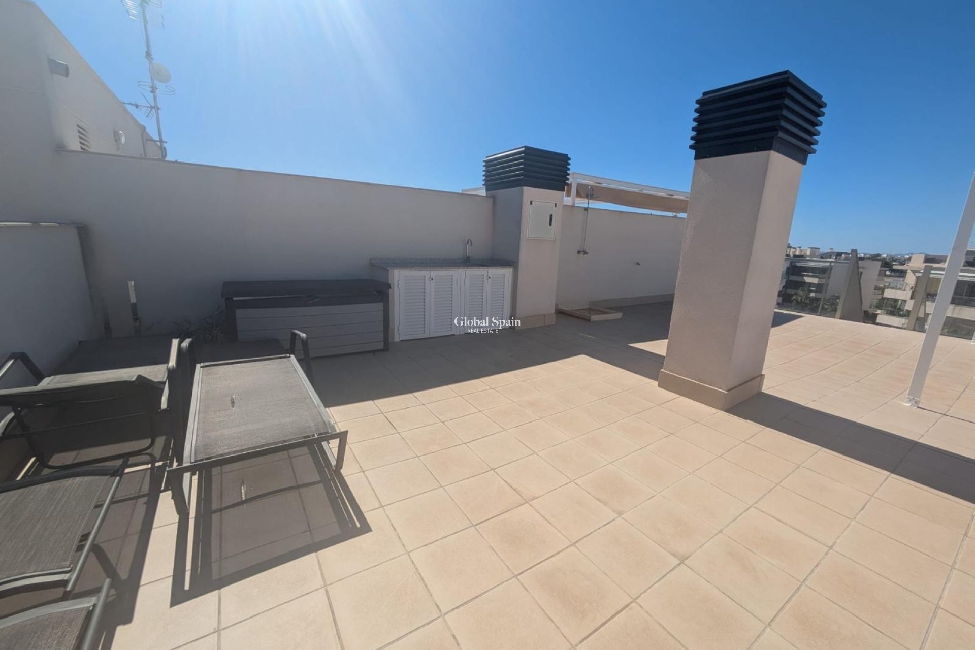 Wiederverkauf - PENTHOUSE -
VILLAMARTÍN - Costa Blanca