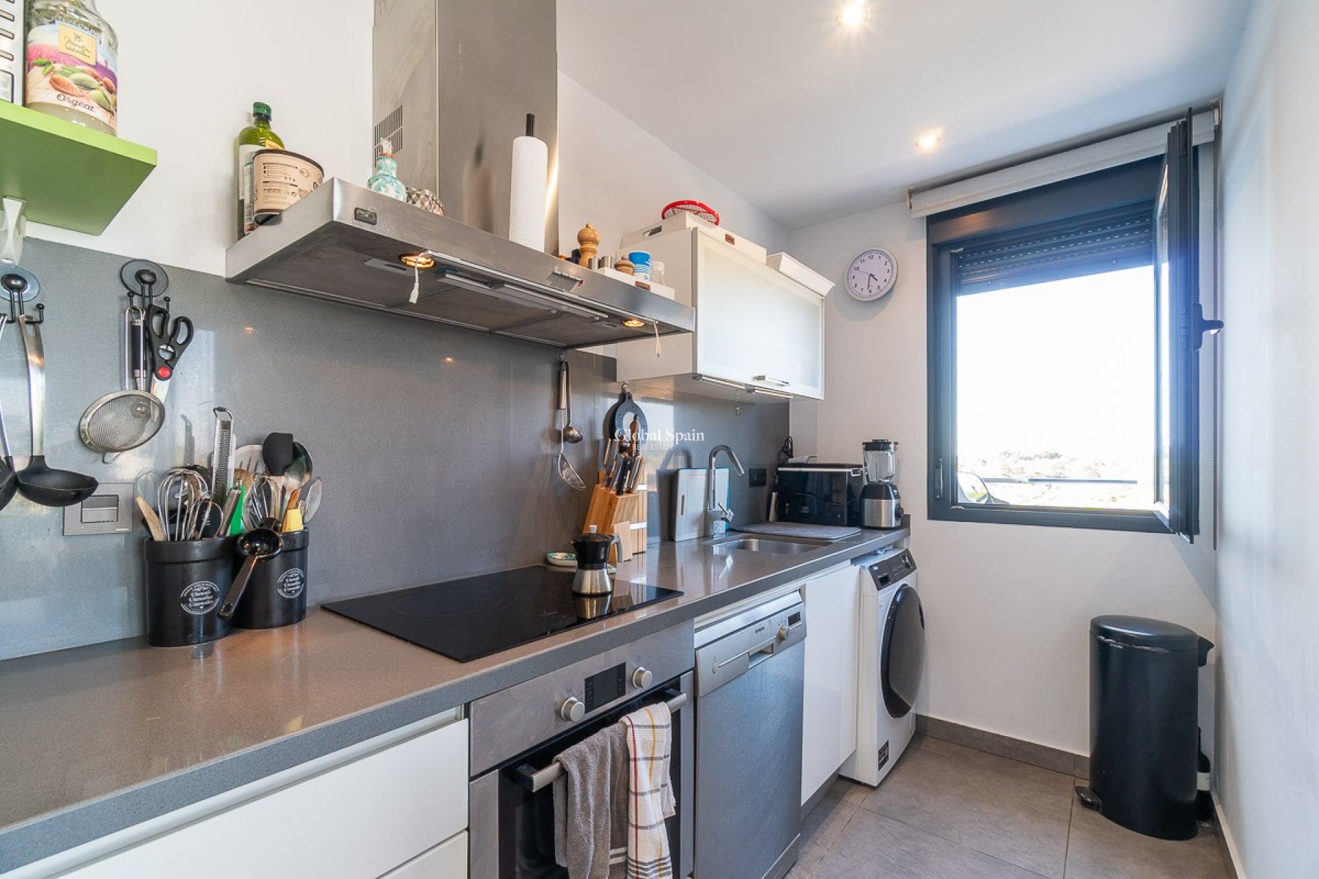 Wiederverkauf - PENTHOUSE -
VILLAMARTÍN - Costa Blanca