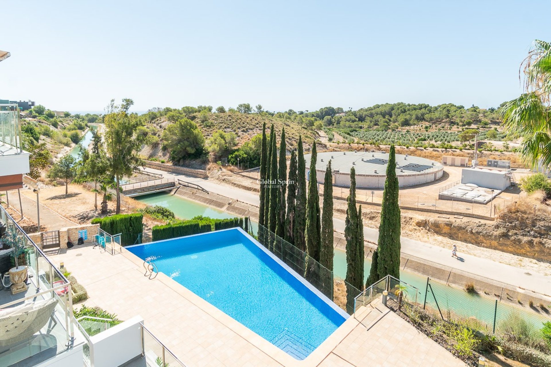 Wiederverkauf - PENTHOUSE -
VILLAMARTÍN - Costa Blanca