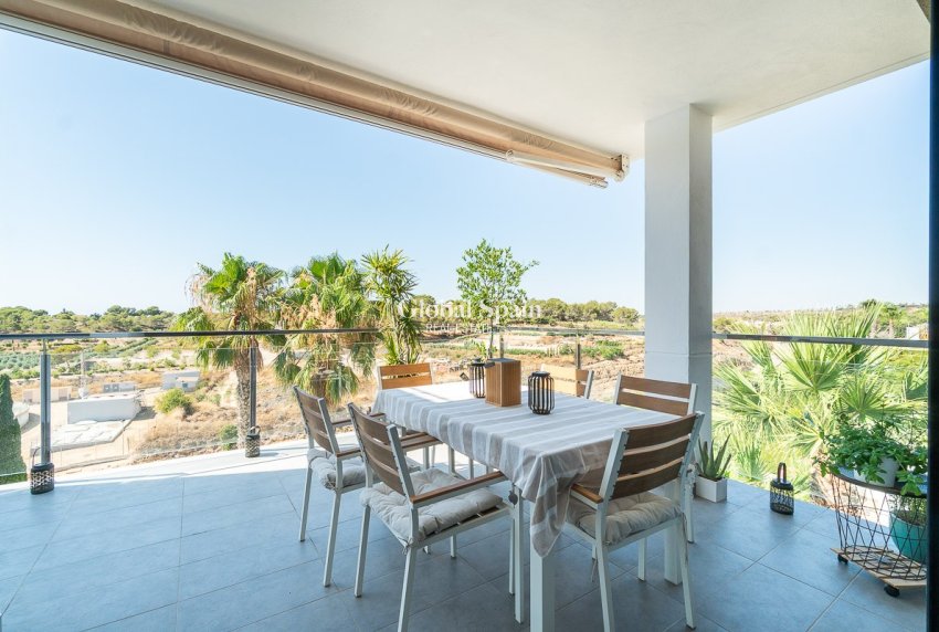 Wiederverkauf - PENTHOUSE -
VILLAMARTÍN - Costa Blanca