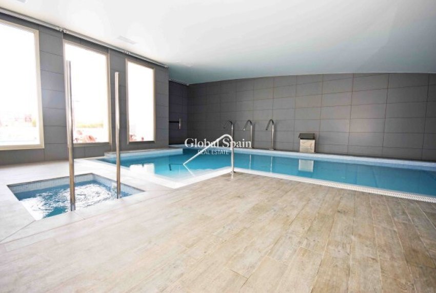Wiederverkauf - PENTHOUSE -
VILLAMARTÍN - LOS DOLSES