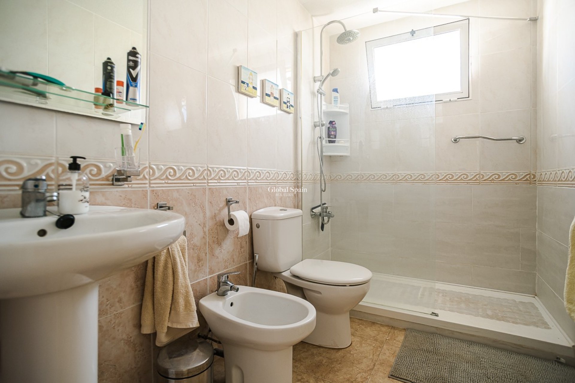 Wiederverkauf - Quad-Haus -
ORIHUELA COSTA - Los Balcones