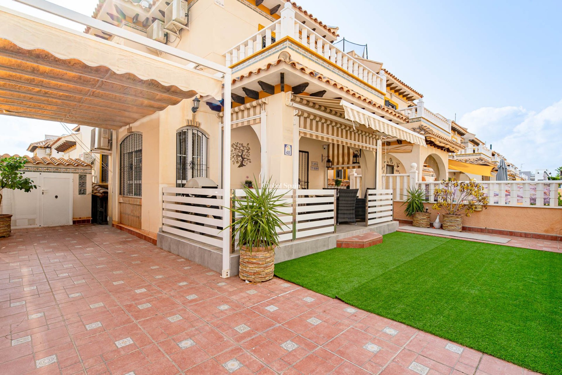 Wiederverkauf - Quatro-Haus -
ORIHUELA COSTA - Lomas de Cabo Roig