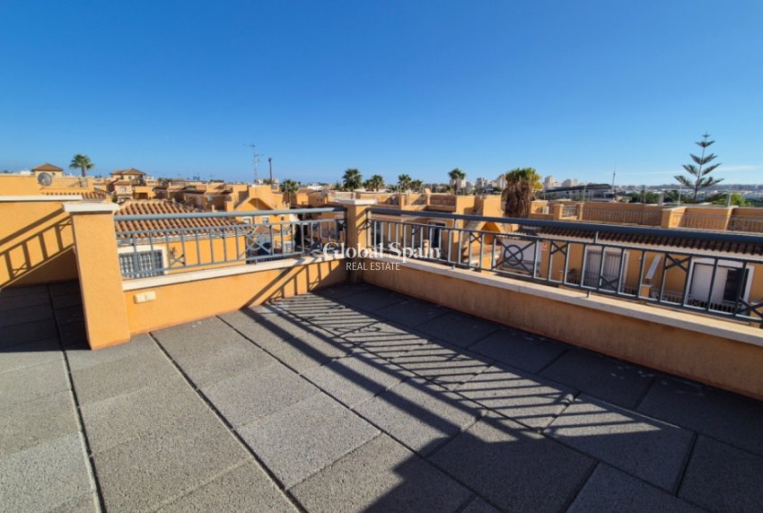 Wiederverkauf - Reihenhaus -
TORREVIEJA - Costa Blanca Sur