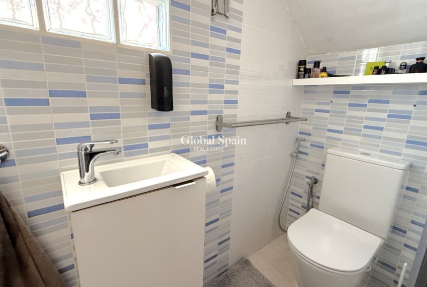 Wiederverkauf - Reihenhaus -
TORREVIEJA - Costa Blanca Sur