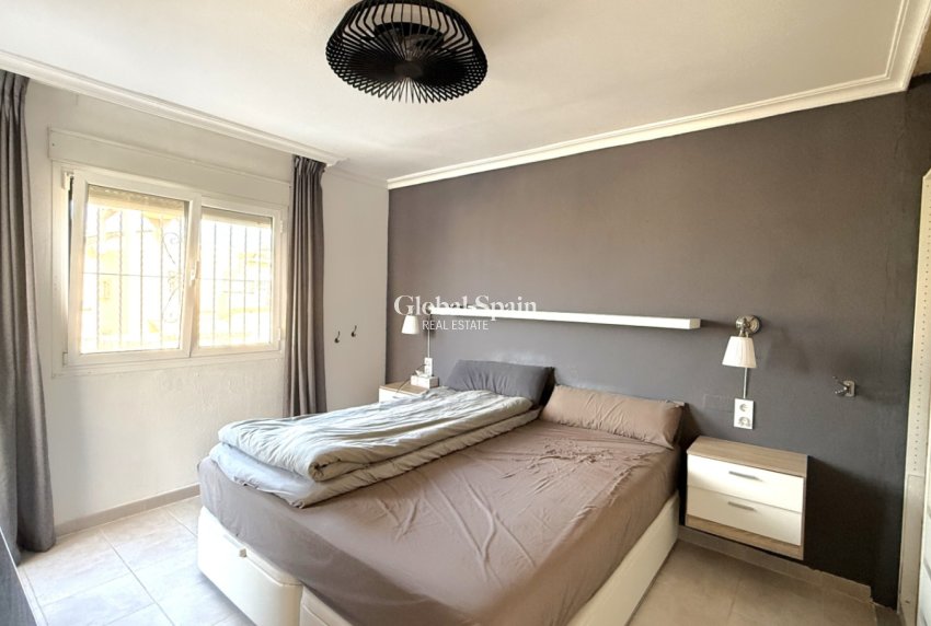 Wiederverkauf - Reihenhaus -
TORREVIEJA - Costa Blanca Sur