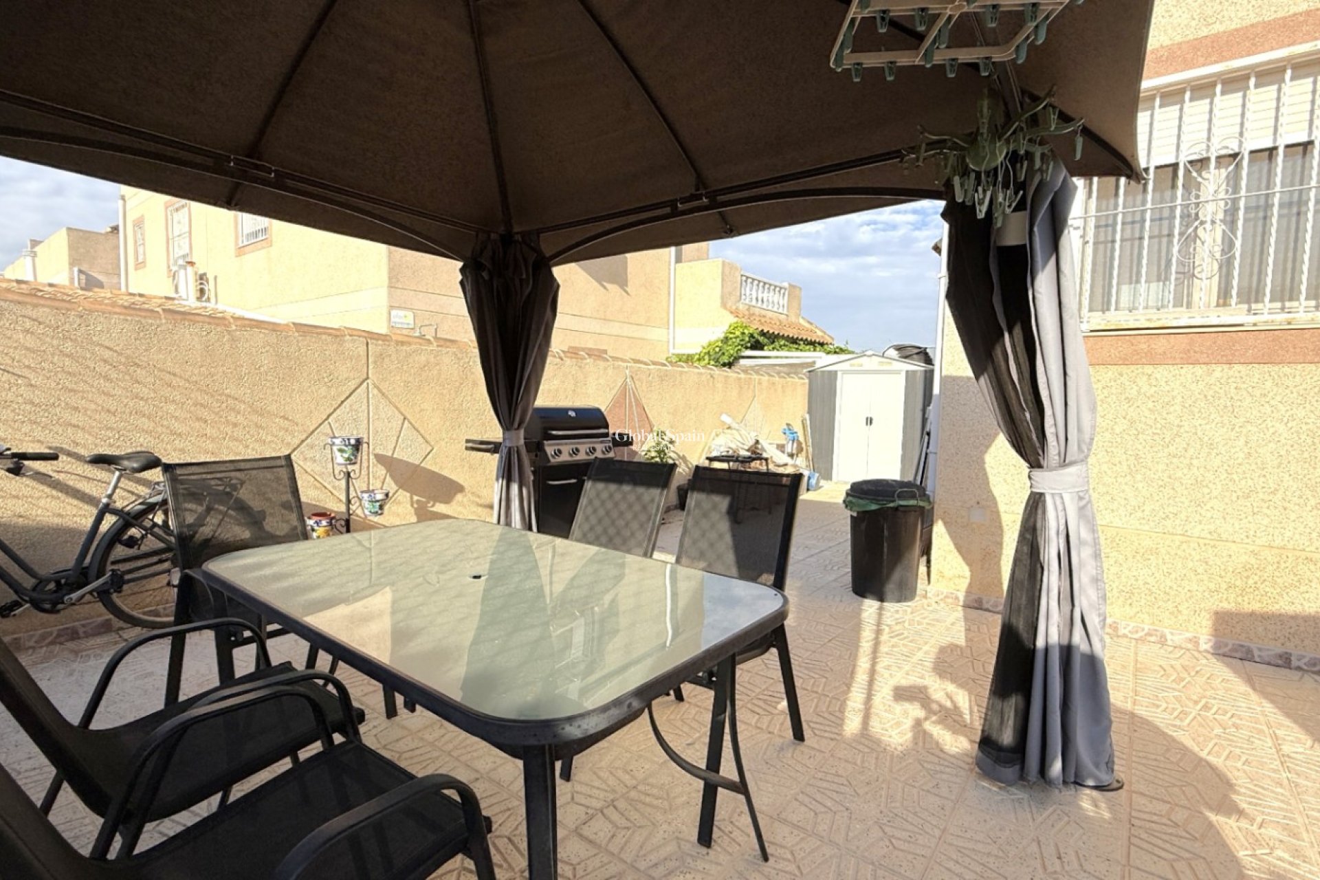 Wiederverkauf - Reihenhaus -
TORREVIEJA - Costa Blanca Sur