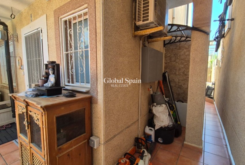 Wiederverkauf - Stadthaus -
TORREVIEJA - Costa Blanca Sur