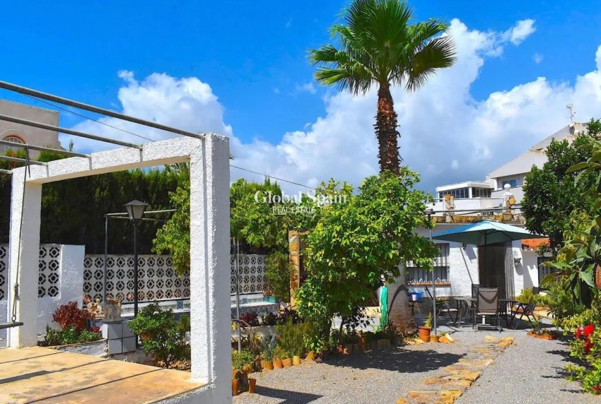 Wiederverkauf - Unabhängiges Chalet -
Albir - center