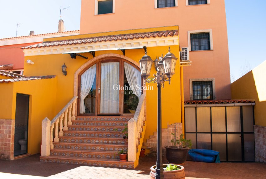 Wiederverkauf - VILLA -
ALBACETE - Hellin