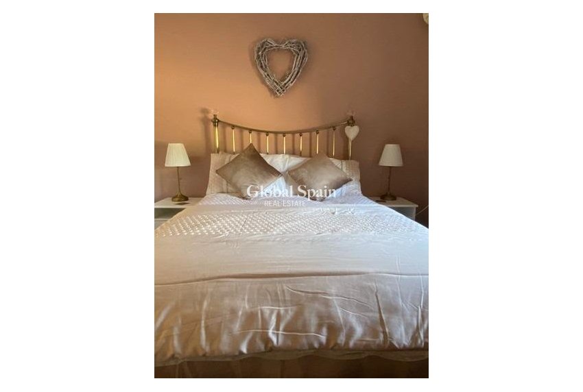 Wiederverkauf - VILLA -
ALBATERA - Campo De Albatera