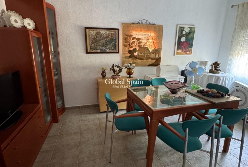 Wiederverkauf - VILLA -
ALBATERA - Partida Lomas