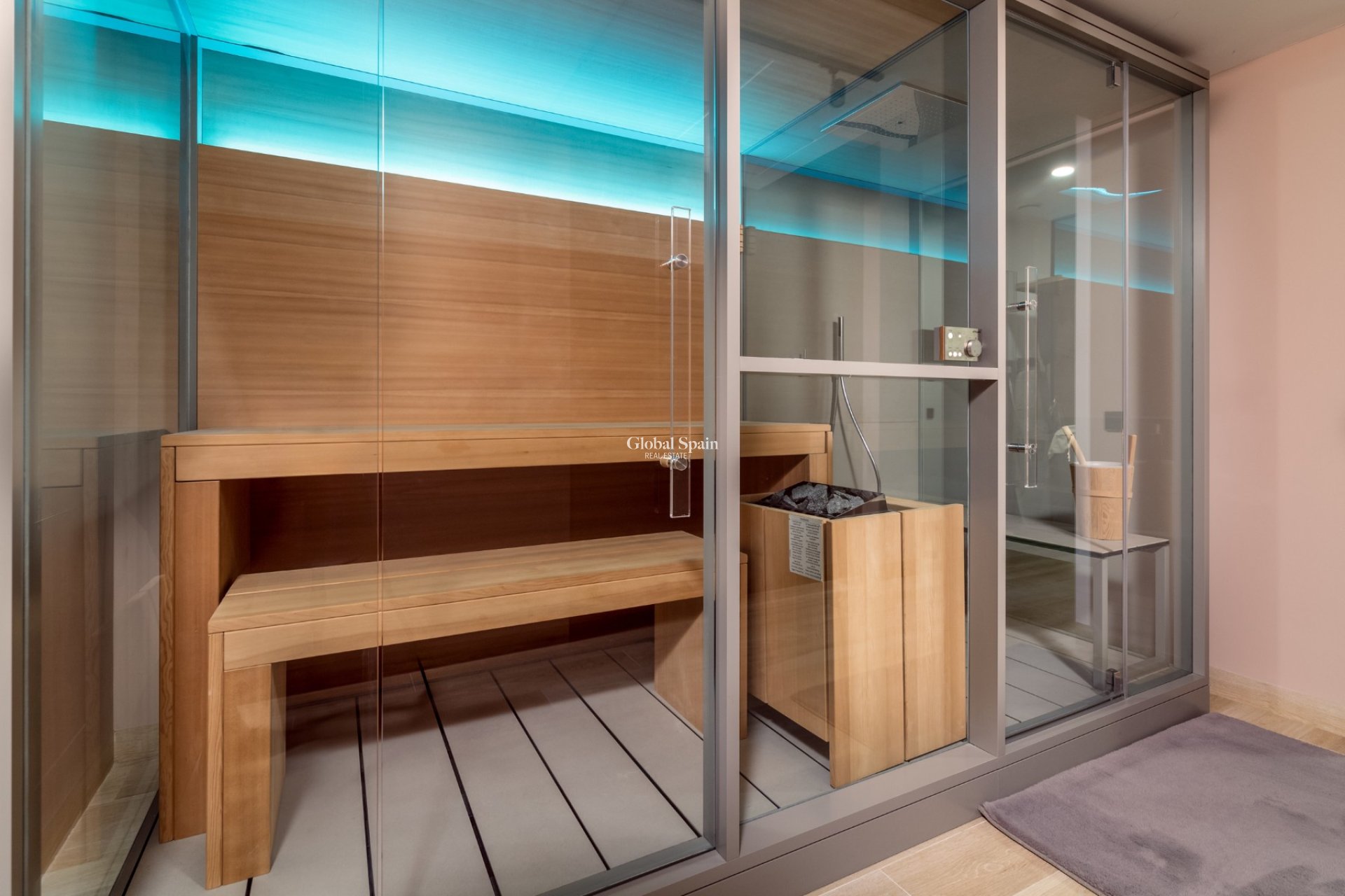 Wiederverkauf - Villa -
Albir - center