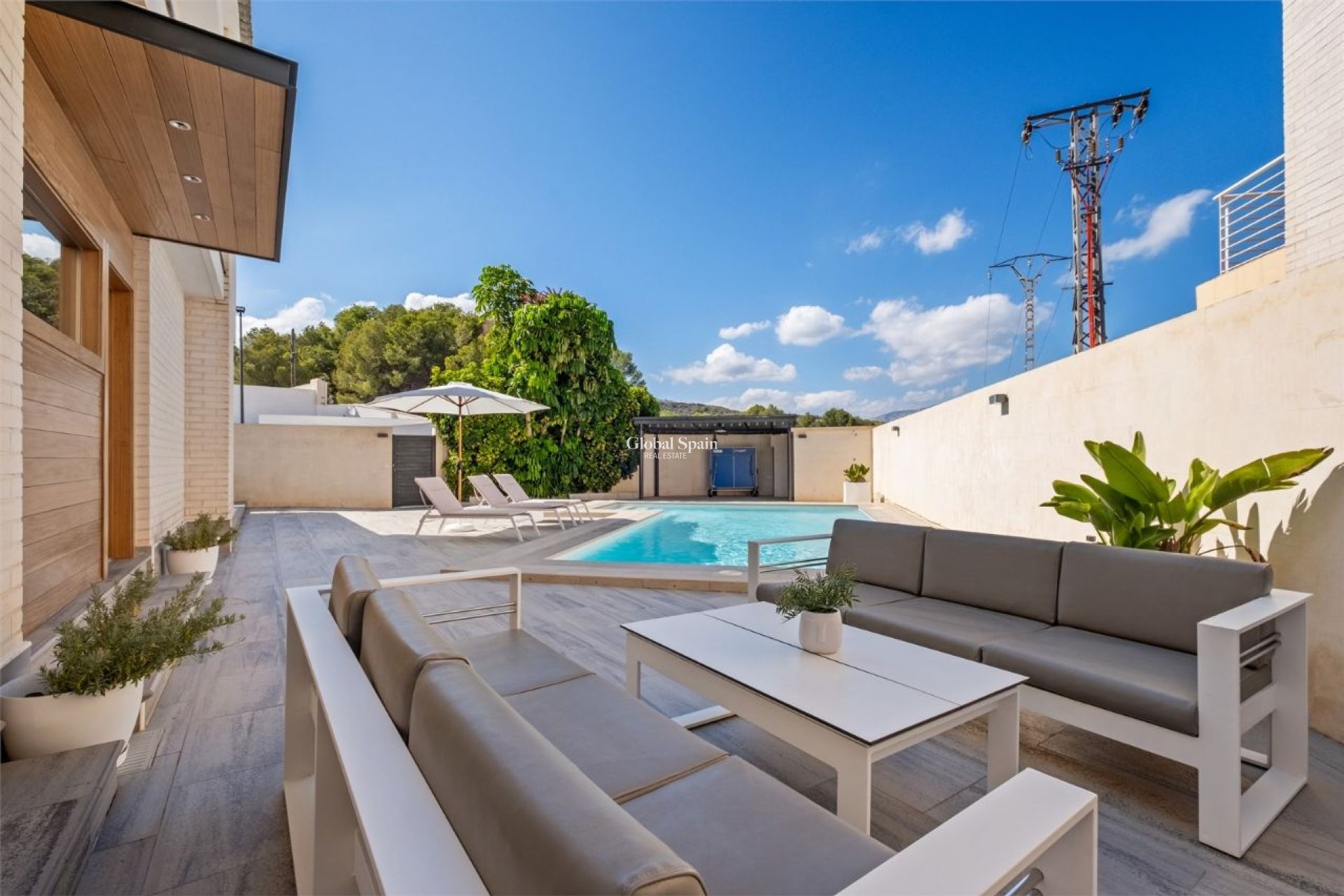 Wiederverkauf - VILLA -
ALFAZ DEL PI - Costa Blanca