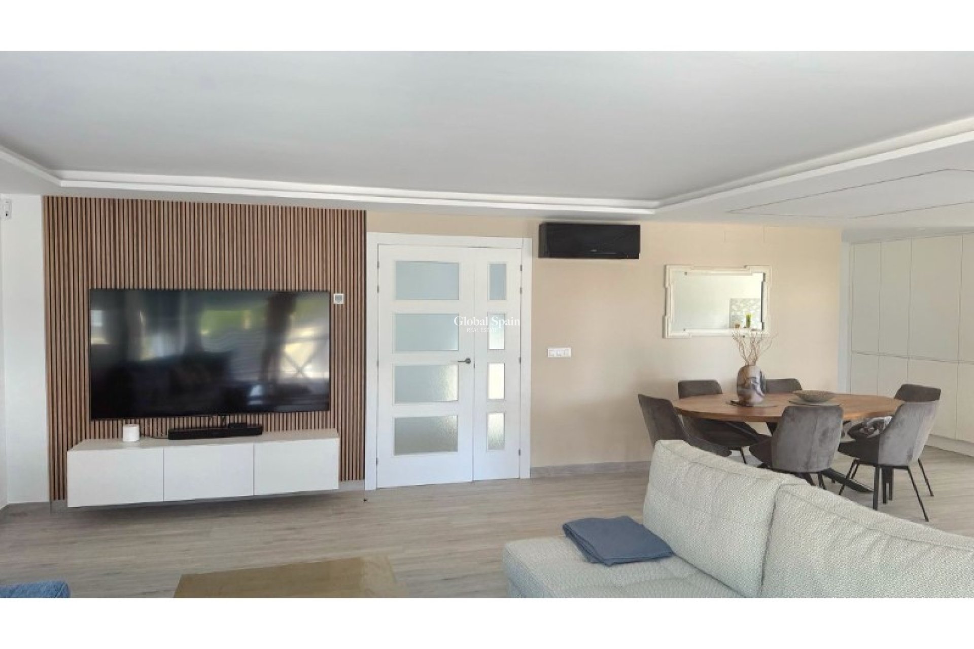 Wiederverkauf - VILLA -
ALFAZ DEL PI - Costa Blanca