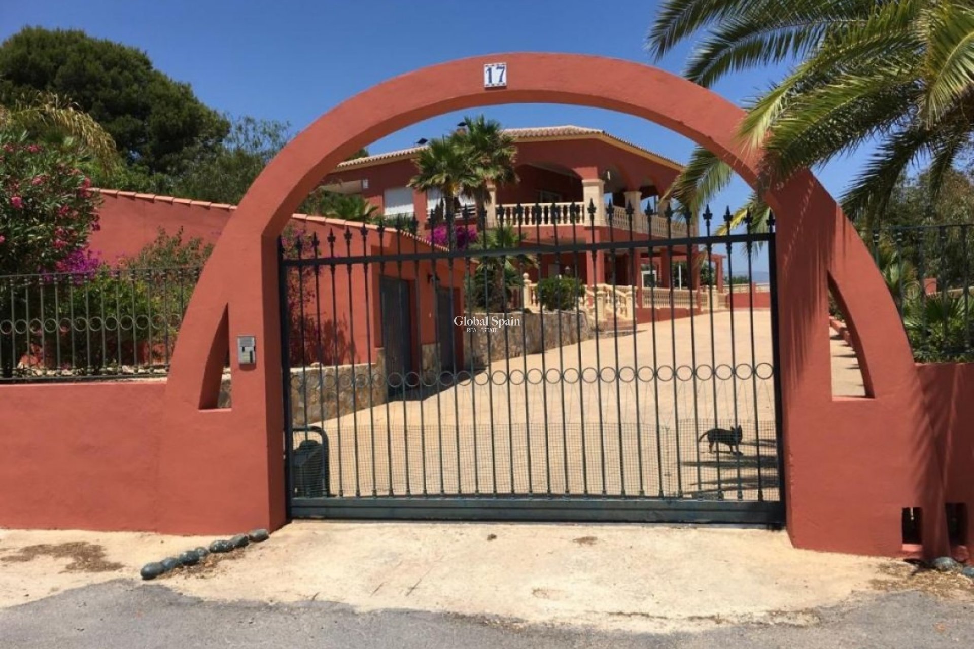Wiederverkauf - VILLA -
ALFAZ DEL PI - Costa Blanca