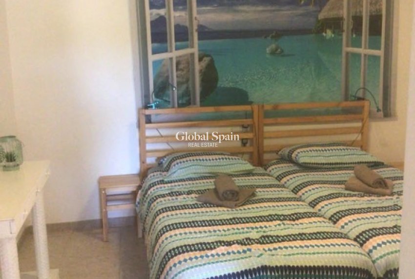 Wiederverkauf - VILLA -
ALFAZ DEL PI - Costa Blanca