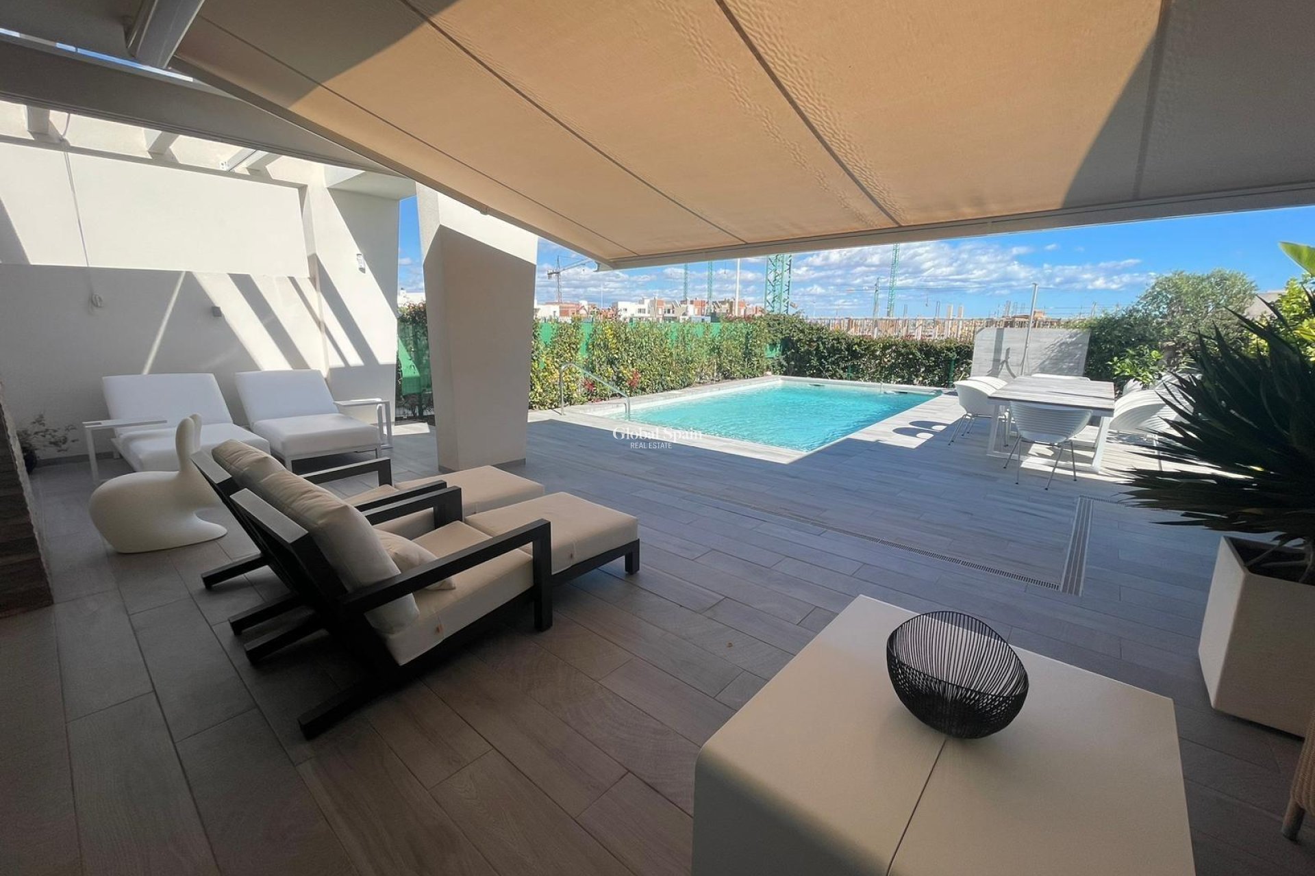 Wiederverkauf - VILLA -
ALGORFA - Club De Golf La Finca