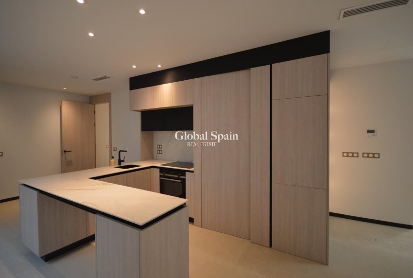 Wiederverkauf - VILLA -
ALGORFA - Comunidad valenciana