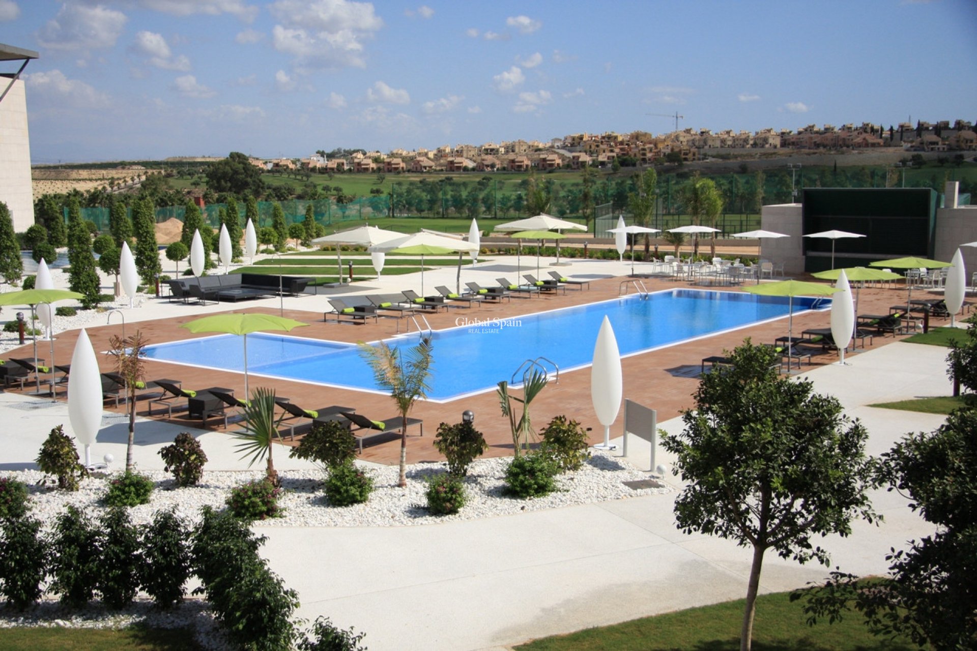 Wiederverkauf - VILLA -
ALGORFA - Inland