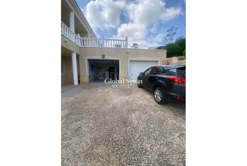 Wiederverkauf - VILLA -
ALGORFA - Inland