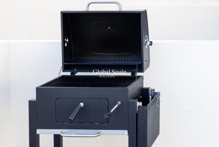 Wiederverkauf - VILLA -
ALGORFA - Inland